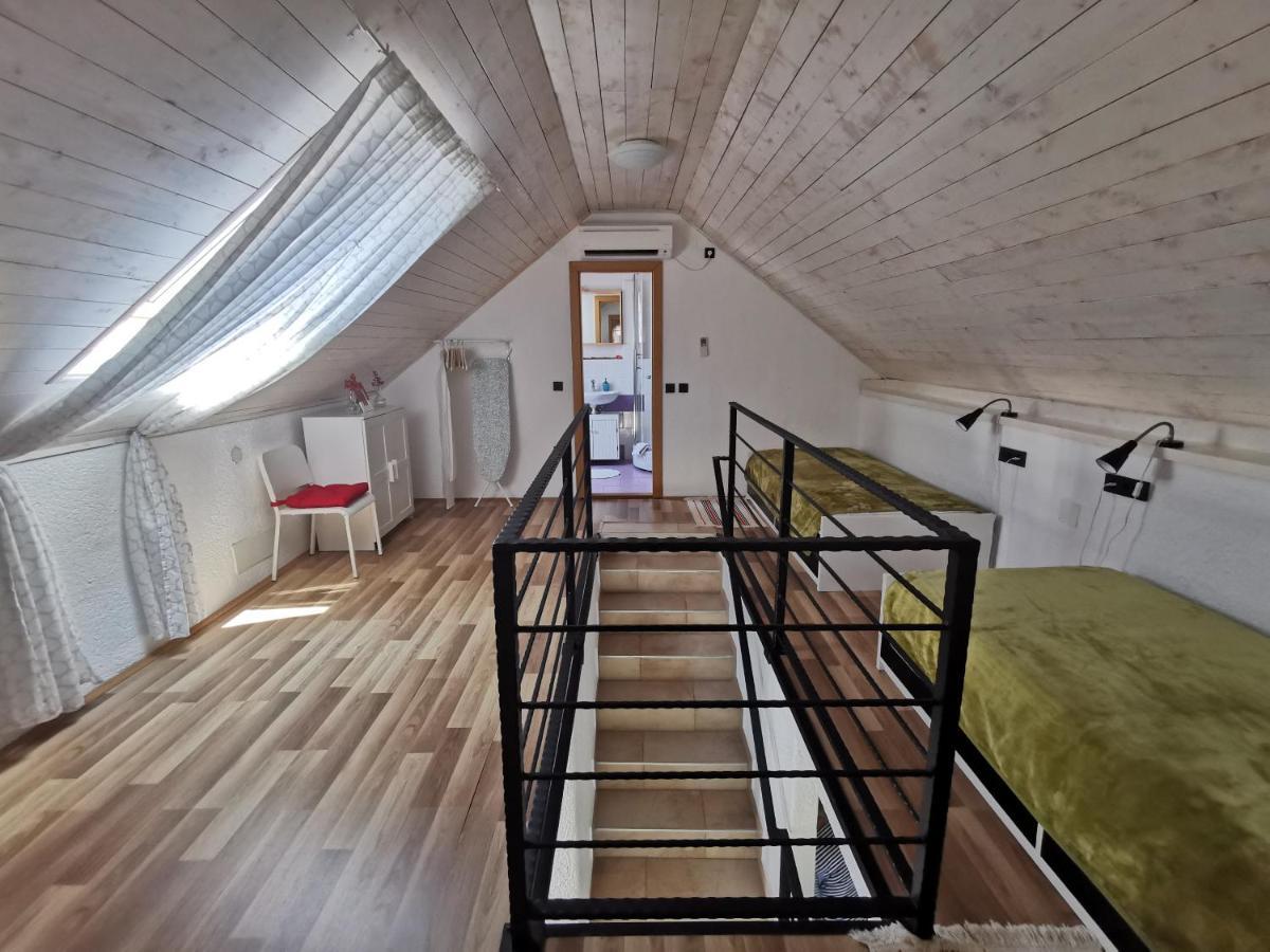 Holiday Home Toma Puljane Exterior photo