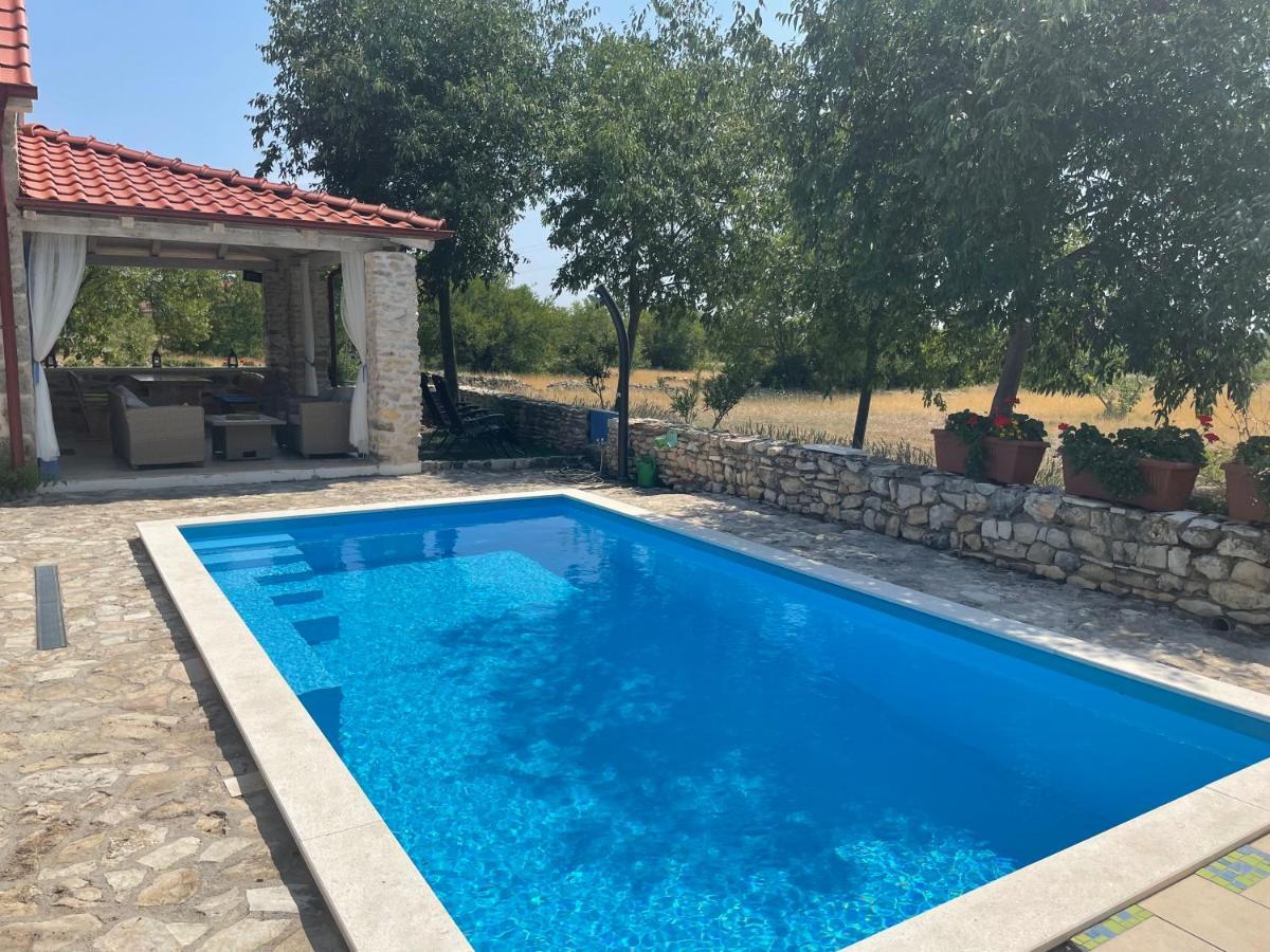 Holiday Home Toma Puljane Exterior photo