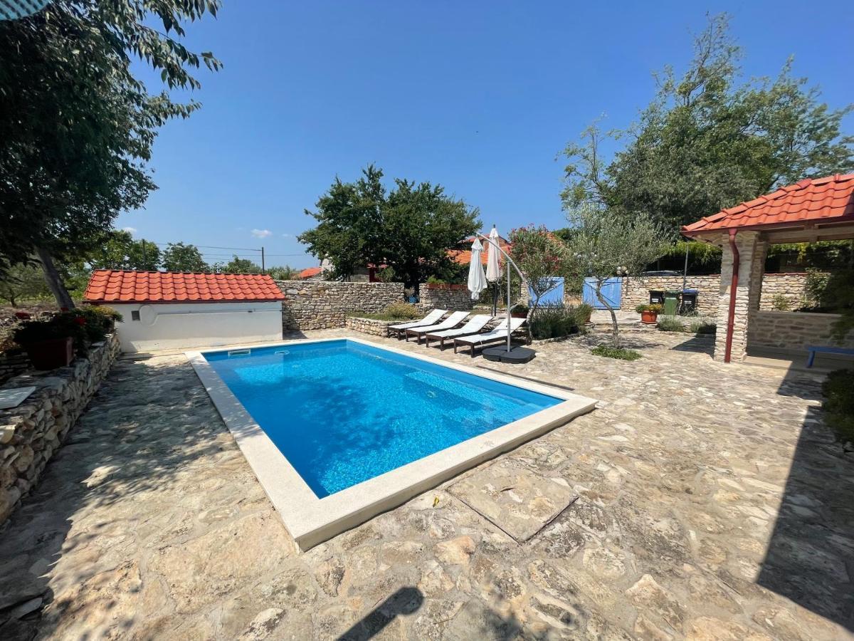 Holiday Home Toma Puljane Exterior photo