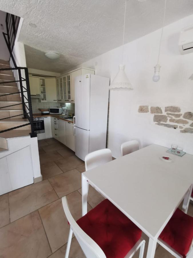 Holiday Home Toma Puljane Exterior photo