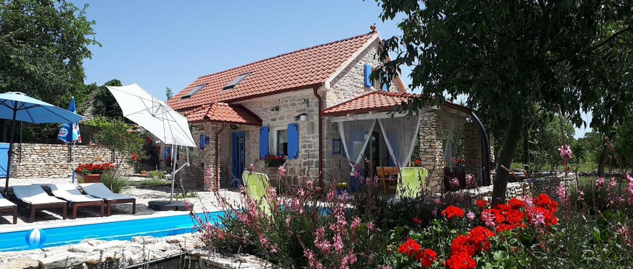 Holiday Home Toma Puljane Exterior photo